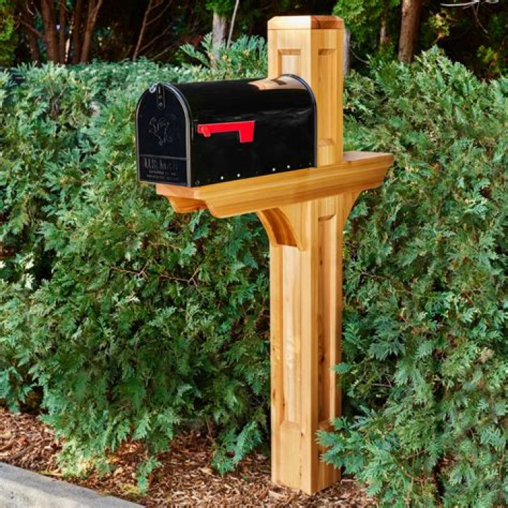 Question: How To Paint A Wooden Mailbox Post