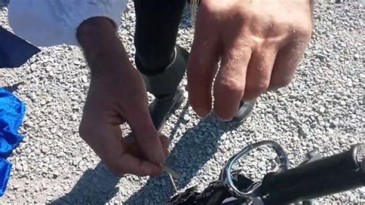 How To Peace Tie A Sword