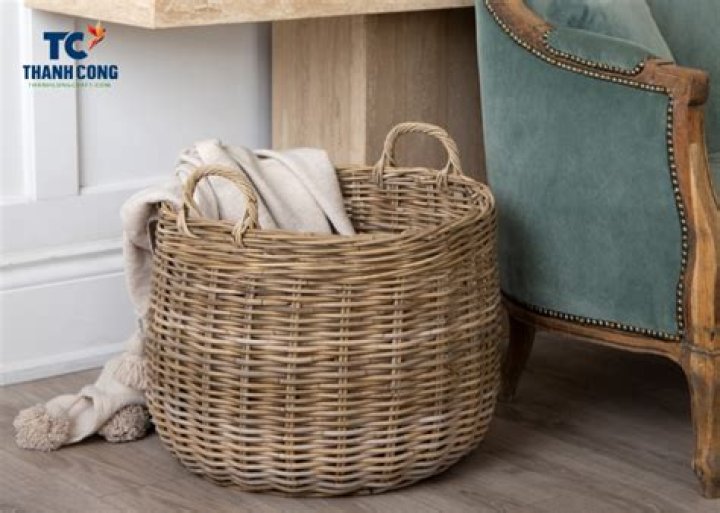 Quick Answer: How To Repair Wicker Basket
