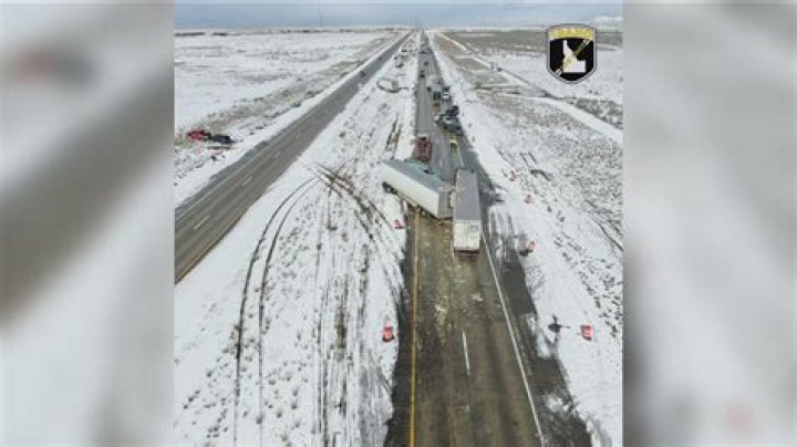 I-84 closed in Eastern Oregon due to snow