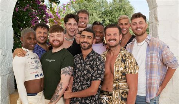 ‘I Kissed a Boy’ Is BBC's First Ever UK Gay Dating Show
| Glamour UK