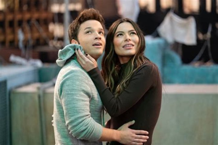 ‘iCarly’ Canceled After 3 Seasons, Leaves Fans With Major Cliffhanger