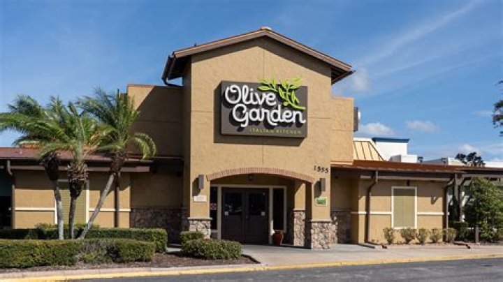 Iconic restaurant chain and Olive Garden rival closes store for good after four decades of serving Americans