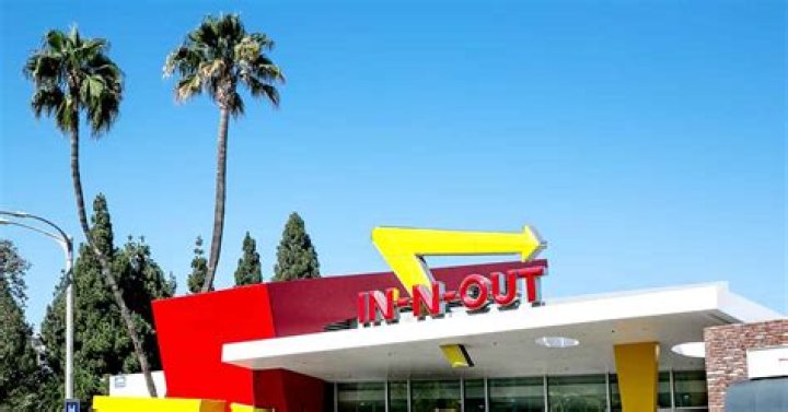 In-n-Out Burger Angers Customers by Donating to Republican Party