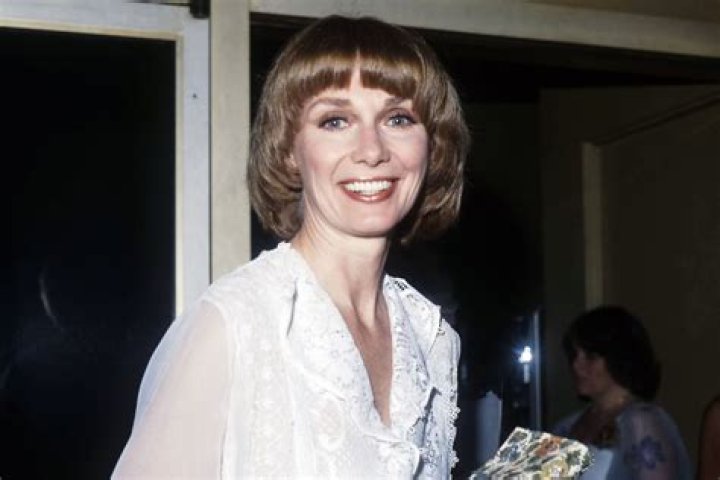 Discovering The Life Of Inga Swenson And Her Husband