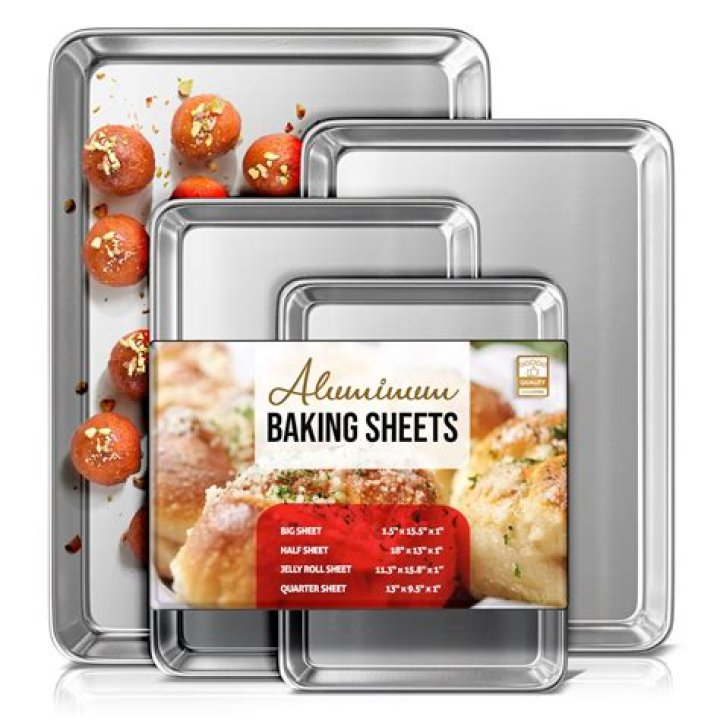 Question: Is It Safe To Use Aluminum Baking Sheets