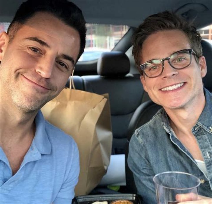 Unveiling The Mystery: Is Kohl Sudduth Married?