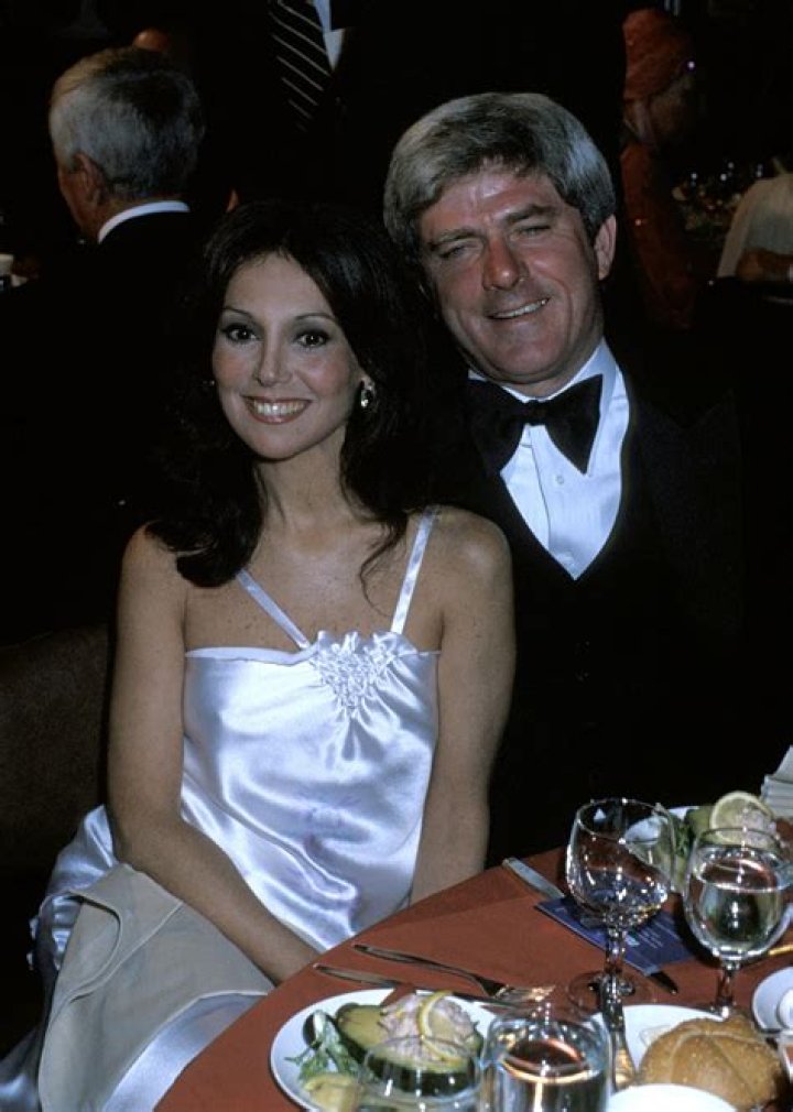 Love In The Limelight: Is Phil Donahue Still Married To Marlo Thomas?