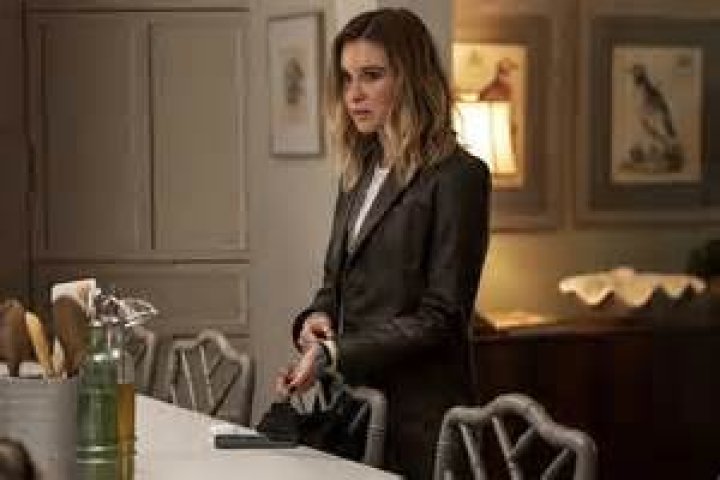 Exploring Isabel May's Relationship Status: Who Is Her Boyfriend In 2024?