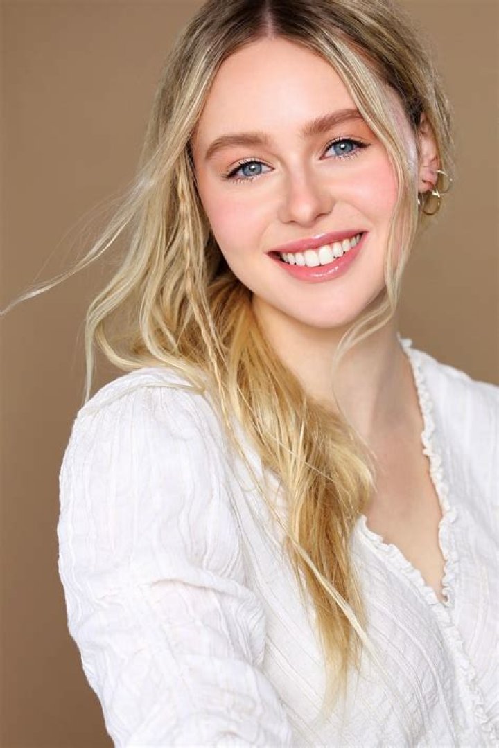 Isabella Crovetti Ethnicity, Nationality, Race, Family, Body measurements, career