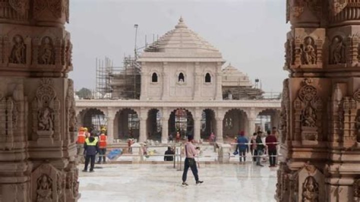 Jackie Shroff attended Ram Mandir inauguration barefoot, Vivek Oberoi reveals