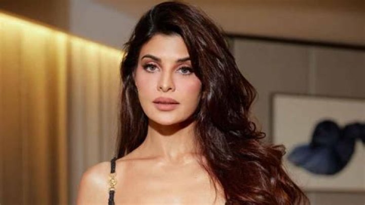 Jacqueline Fernandez hits 46 million on Instagram, goes topless in gratitude post – India TV