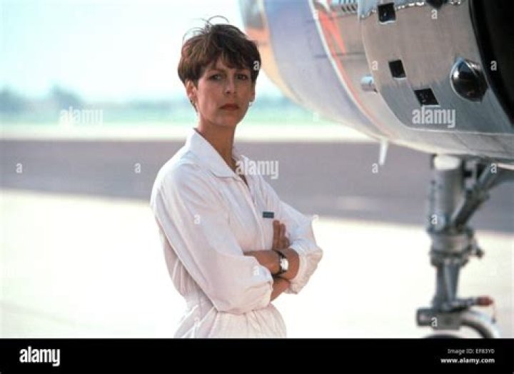 Unveiling The Charm Of Jamie Lee Curtis: True Lies Photos That Captivate