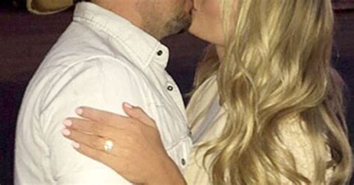 Jason Aldean Engaged to Brittany Kerr: Engagement Ring Picture