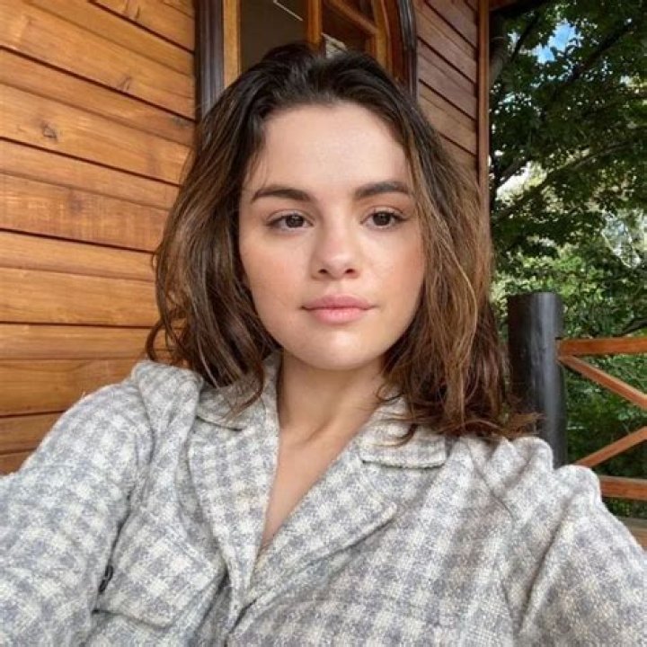 Unveiling The Mystery: What Is Jennifer C. Holmes Age?