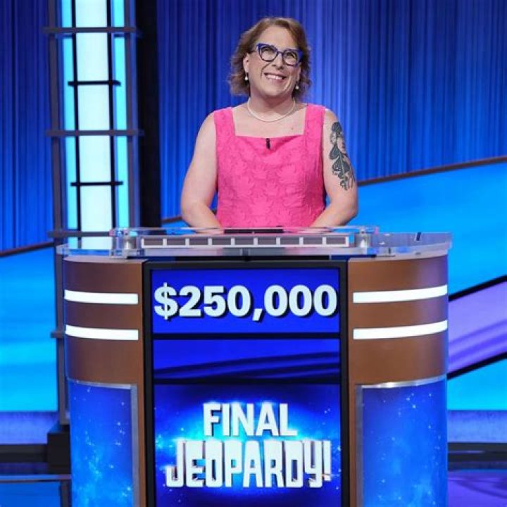 Jeopardy! fans roast male contestants for 'failing to think of a single female author' in painful moment