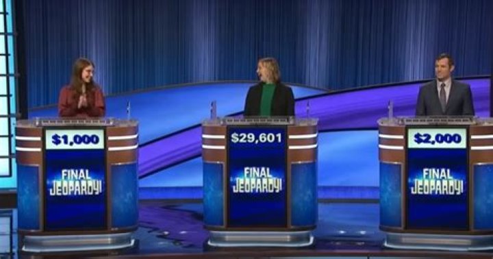 Jeopardy!'s Ken Jennings urges contestants to 'wager carefully' before all three players made brutal errors & shock fans
