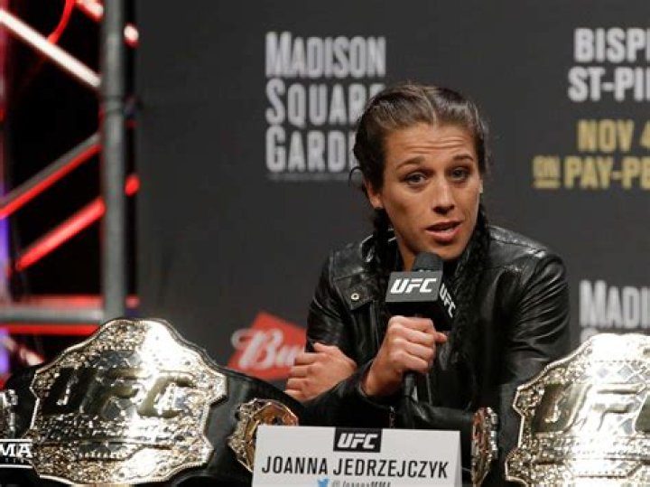 Unraveling The Love Life Of Joanna Jedrzejczyk: Who Is She Dating?