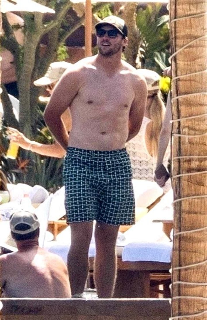 Exploring The Connection Between Josh Allen And Hailee Steinfeld In Mexico