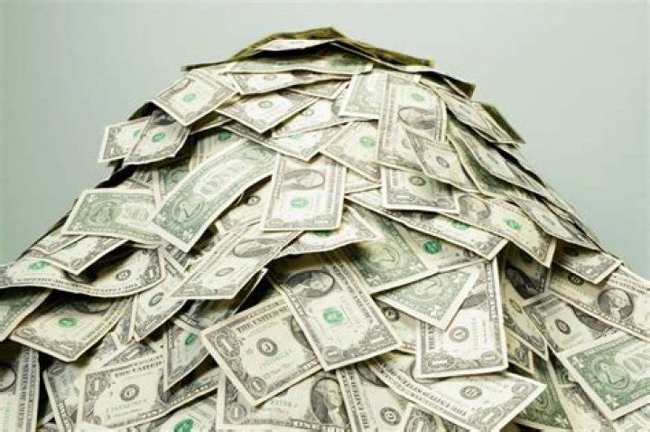 Americans can get one-time direct payment worth $161 from $855,000 mall retailer settlement - see if you're eligible