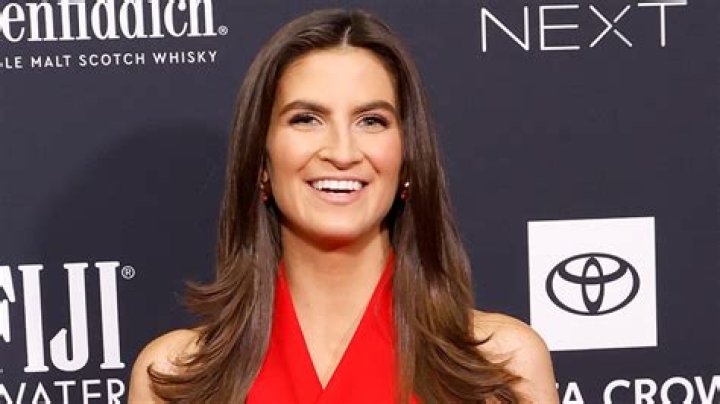 Kaitlan Collins CNN Bikini: A Deep Dive Into The Life Of A Rising Star