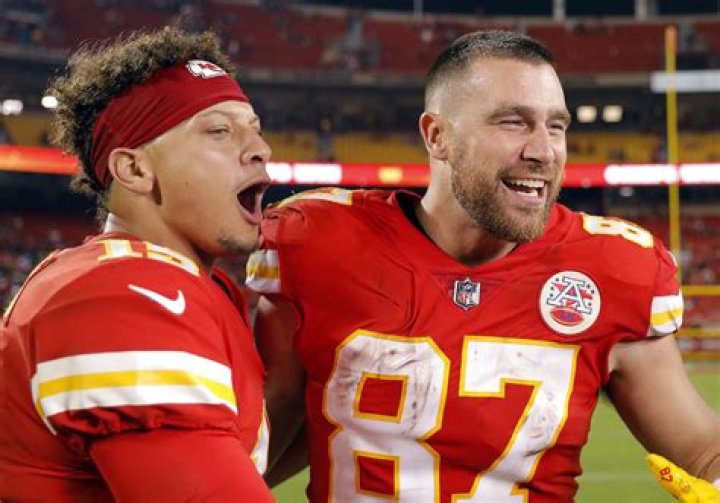 Kansas City Chiefs Fan Rob Riggle Talks Travis Kelce, Patrick Mahomes