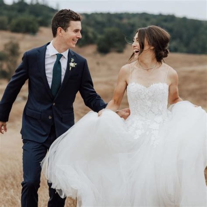 Unveiling Kate Courtney's Husband: A Deep Dive Into Their Relationship