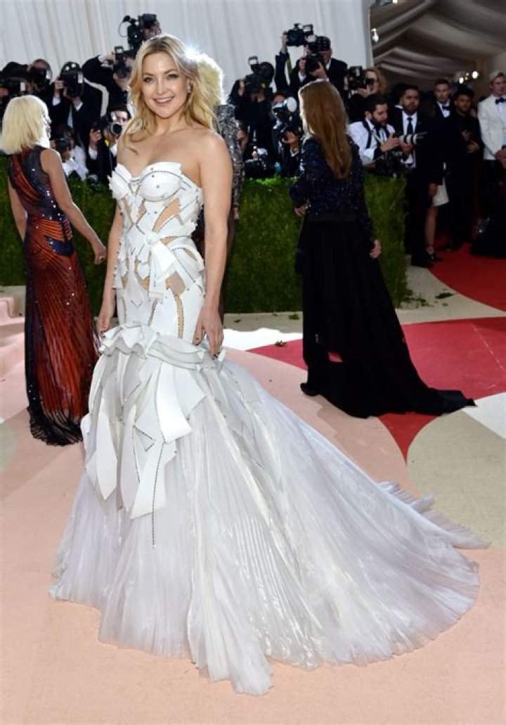 Glamour And Grace: Kate Hudson At The Met Gala