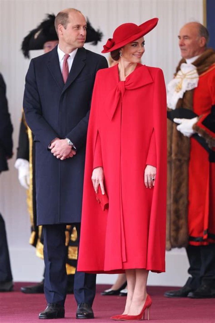 Kate Middleton Wears Red Coat With Bow to Greet South Korean President