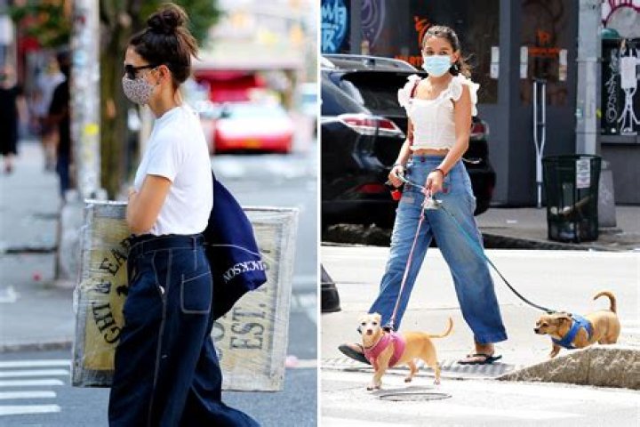 Katie Holmes and daughter Suri, 14, match in baggy jeans during NYC outing