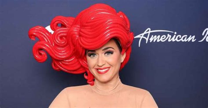 Katy Perry Falls Out of Chair as Ariel on 'American Idol': Video