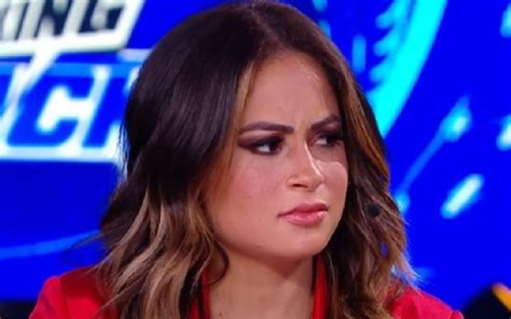 Kayla Braxton Claps Back At Fans Telling Her To Find Her Father