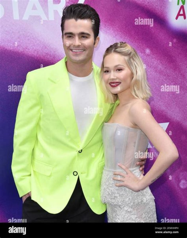 Kelli Berglund’s Dating Life: Who Is She Seeing?
