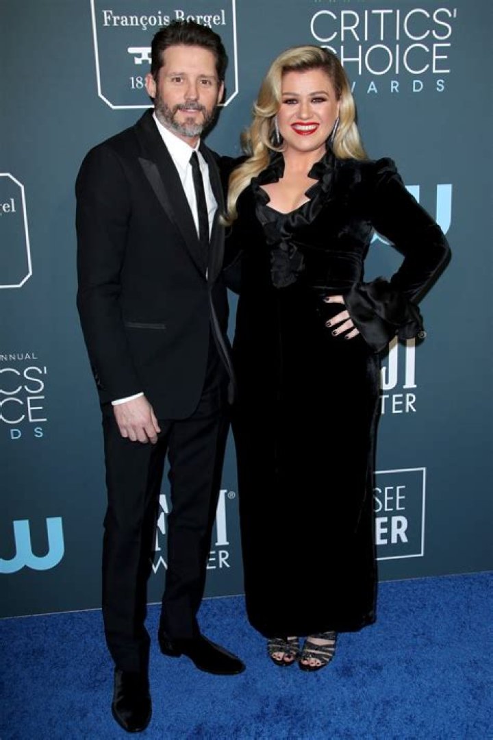 Kelly Clarkson Drops New Lyrics Amid Brandon Blackstock Divorce