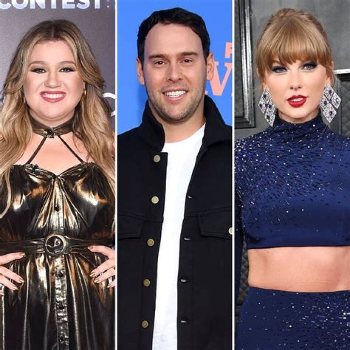 Kelly Clarkson: Scooter Braun 'Took Offense' to Taylor Swift Tweet