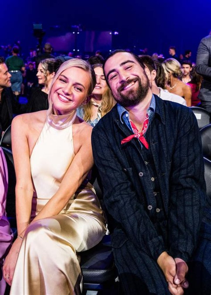 Kelsea Ballerini and Noah Kahan Release 'Cowboys Cry Too'