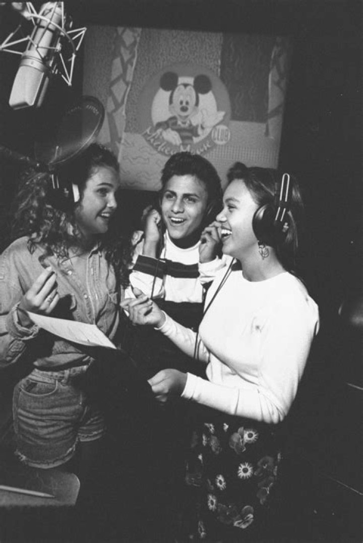 Keri Russell Thinks She’s the ‘Least Talented’ ‘Mickey Mouse Club’ Alum