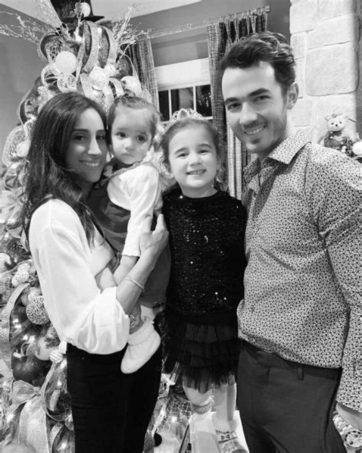 Kevin Jonas, Danielle Jonas’ Sweetest Family Moments: Photos