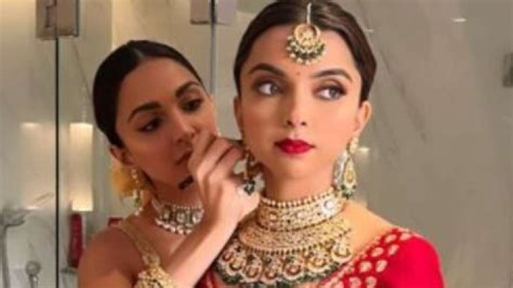 Kiara Advani looks beautiful as she performs bridesmaid's duties on sister Ishita's wedding