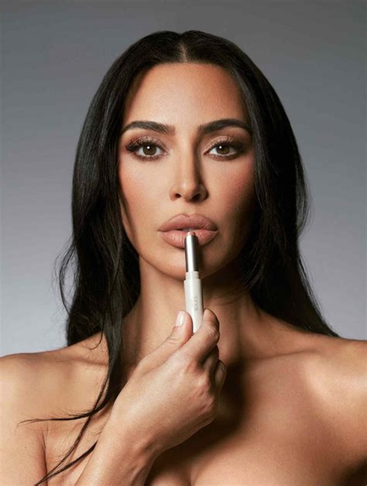 Kim Kardashian '90s Makeup Matte Collections: Details