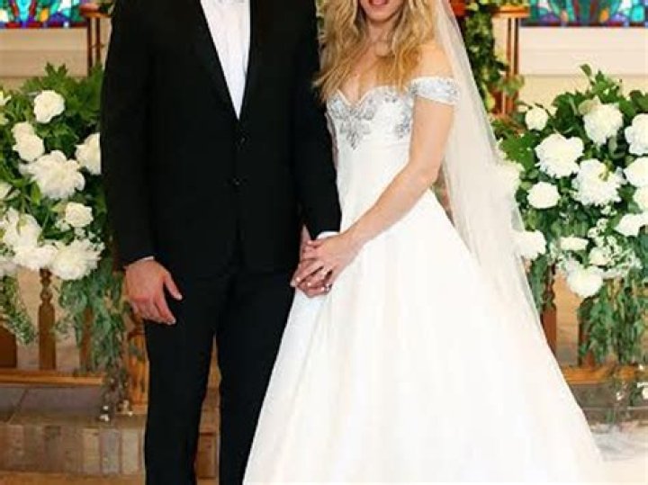Kimberly Perry Marries J.P. Arencibia: First Official Wedding Pictures