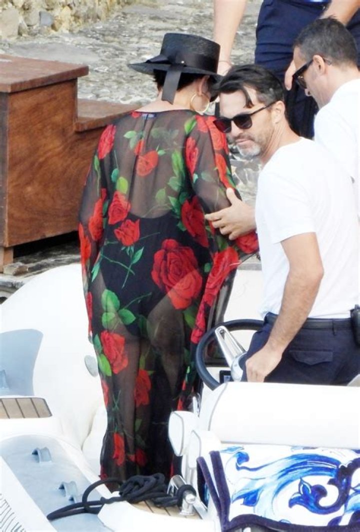 Kris Jenner shows off real skin and body in black swimsuit for rare unedited photos from Italian trip with Corey Gamble