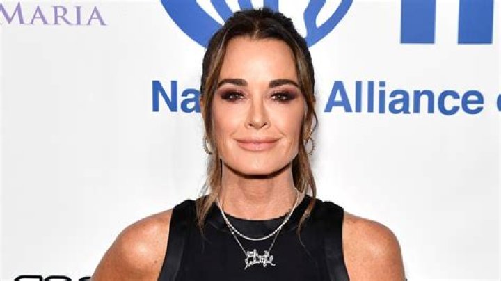 Kyle Richards Defends Weight Loss After Rib-Bearing Photo Backlash