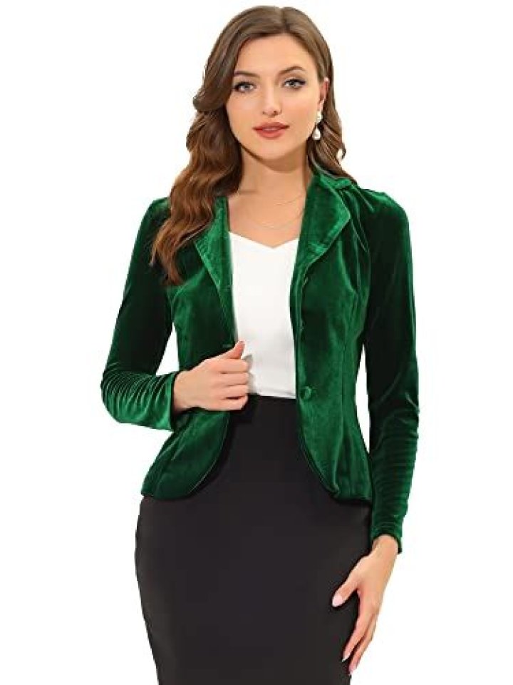 Kyle Richards Is Holiday-Ready in a Green Velvet Blazer