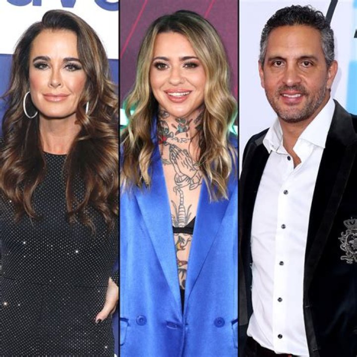 Kyle Richards Is Not Dating Morgan Wade Amid Mauricio Separation