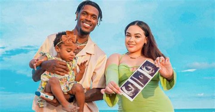 Discovering The Enigmatic Duo: Laina And King