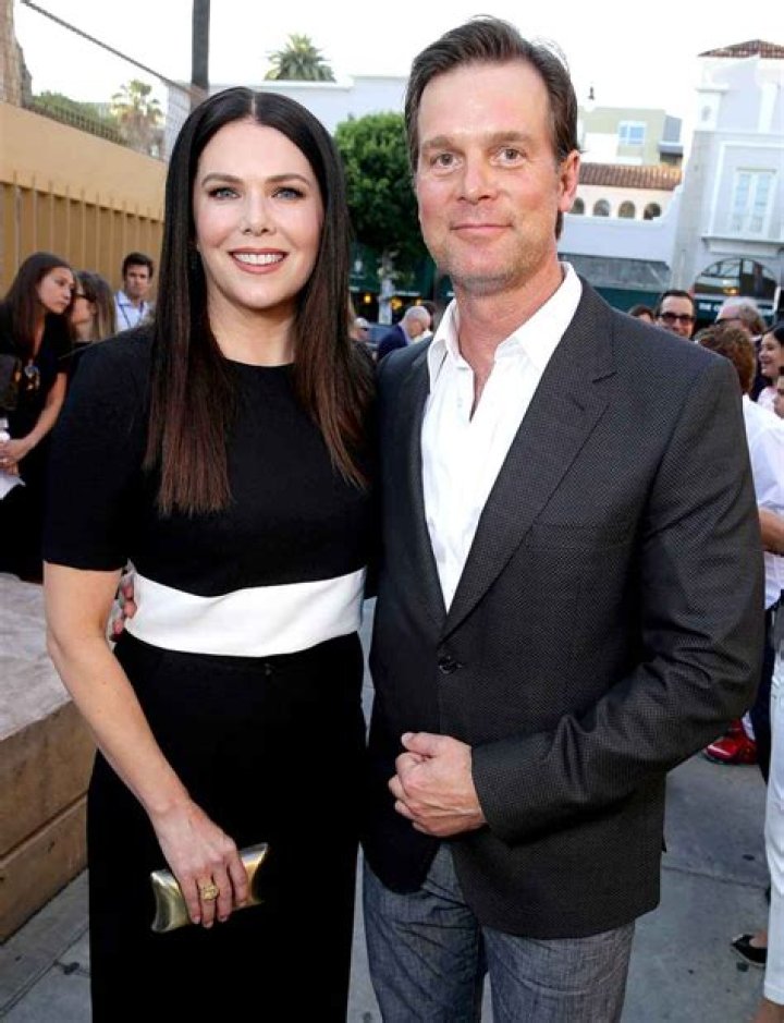 Lauren Graham and Peter Krause: Relationship Timeline