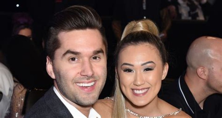 Unraveling The Dynamic Duo: Lauren Riihimaki And Jeremy Lewis