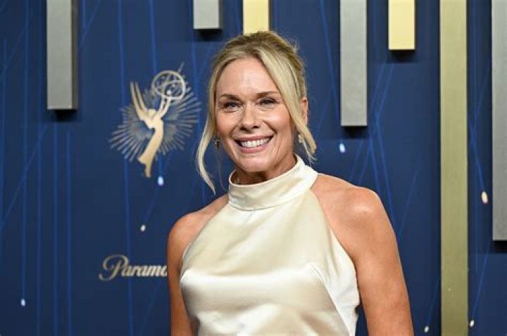 Leanne Morgan Net Worth, Age, Wiki, Biography, Relationship, Wife, Dating, Ethnicity, Height & Facts