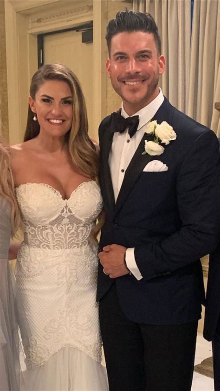 Lisa Vanderpump Gives Wedding Gift to Jax Taylor, Brittany Cartwright